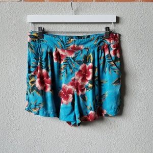 Hawaiian shorts